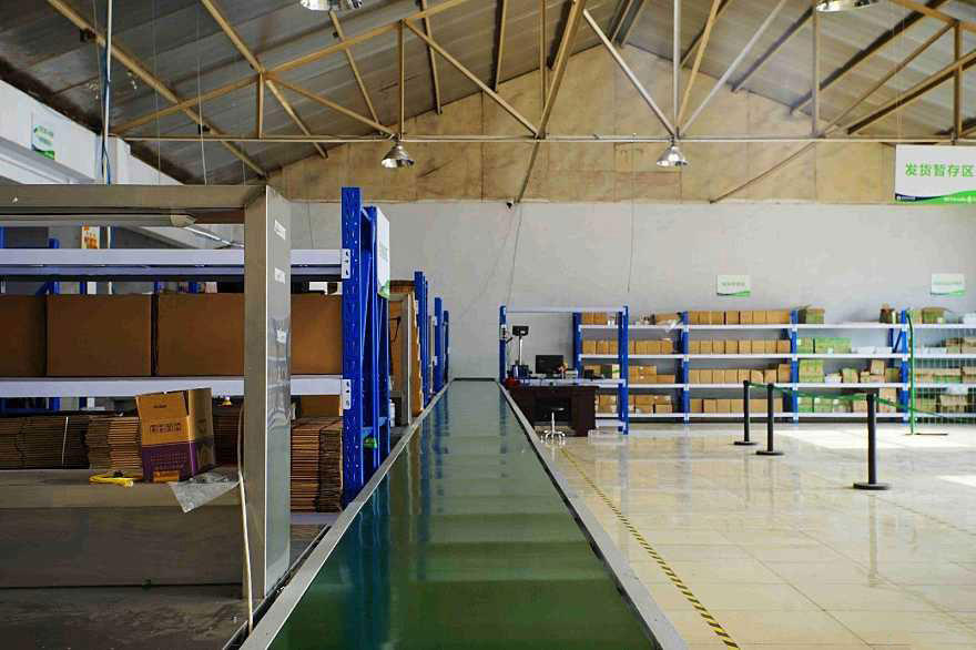 mile.comAGV无人叉车运行效率高、准确性高